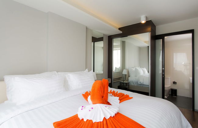 6th Avenue Surin Beach - Photo 14