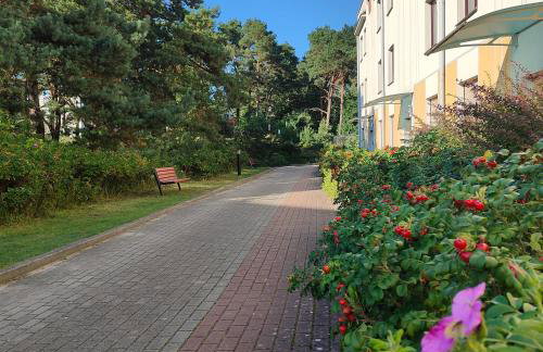 Apartament Bursztynowy Jantar 2 pokojowy z ogrodzonym tarasem przy nadmorskim lesie - Foto 29