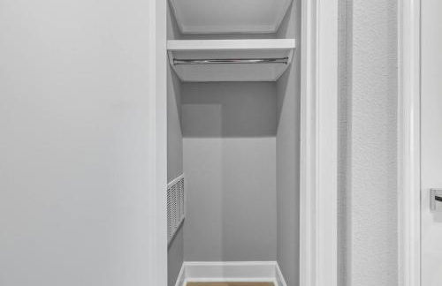 Best View of Dallas Skyline, Modern Luxe APT - Foto 12