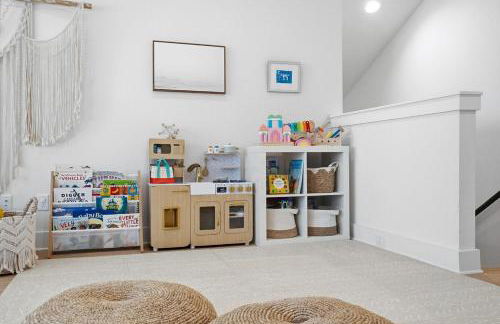 South Austin Pool & Sauna 4BR w Firepit & Playroom - Foto 50