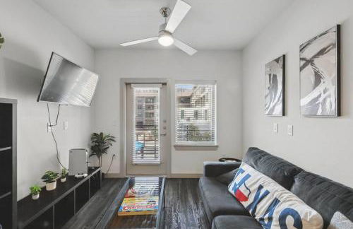 Modern 1BR near TPC Golf Free Parking and Wifi - Foto 13