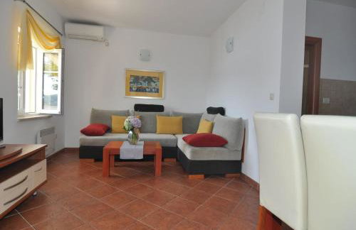 Holiday home Marina- beachfront, sea view and free parking - Photo 41