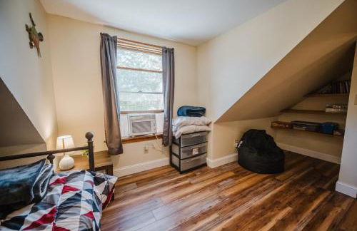 Spacious Country Home, Hot Tub, Fire Pit, Deck - Foto 27