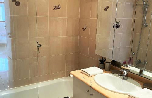 T2 proche de la gare, à 10 minutes à pieds de la Croisette, piscine & parking dans résidence de haut standing - Foto 41