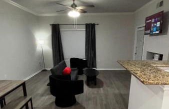 Hill Country Hilltop Haven - Photo 3