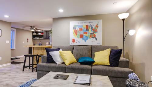 Cozy Newport Cottage Near Stadiums and Downtown - Foto 5