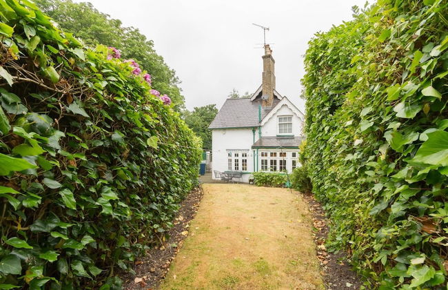 HOLIDAY HOME OF THE MONTH Finchley Sleeps 4 - Foto 1