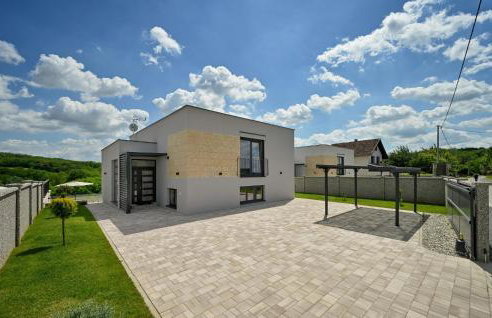 Beautiful Home In Maglenca With Sauna - Foto 14