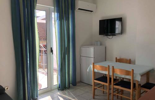 Apartmani Tomelić - Photo 44