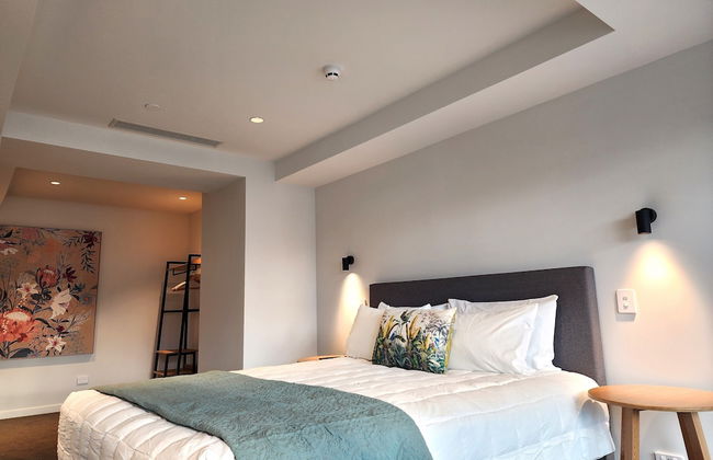 U Suites on Oriental Parade - Photo 10