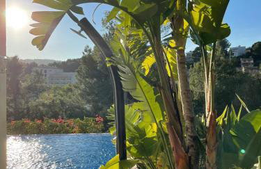 Idyllic 6 bed villa stunning sea view salt pool - Foto 35