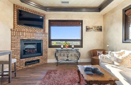 Soaking Tub Vineyard Views Wine Trail Access The Casita at Vines Estate by AvantStay - Foto 2