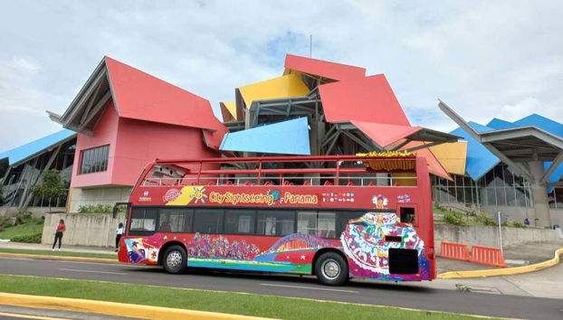 Autobus turistico di Panamá - Photo 2