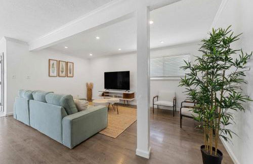 Newly Renovated 6BR 3BA Port Arthur Home with Hot Tub - Foto 3