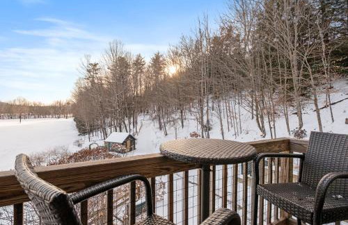 RiverNest - 1700 feet of Private Frontage on the Pemi River - 25 Acres, Sleeps 16, Close to Golf, Skiing, Hiking - Foto 72