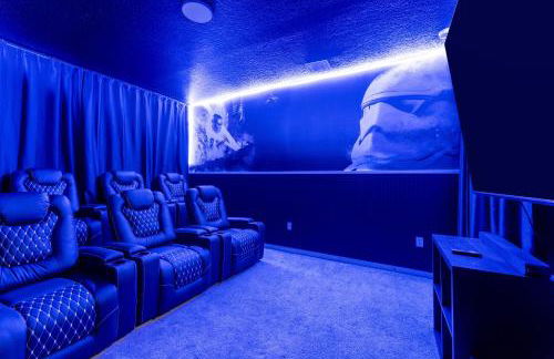 Luxury 8BR Villa with Pool, Spa, Theater & Game Room near Disney - Foto 51