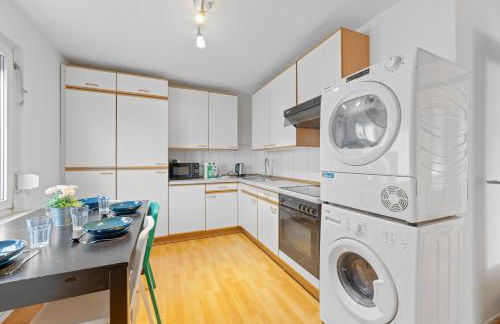 Worker Apartments Oberboihingen near Stuttgart, Nürtingen, Autobahn A8, Parking,Wifi,Smart,Smart TV - Foto 57