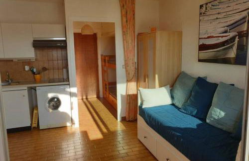 FACE MER ENTRE PLAGE ET MARINA - Foto 12