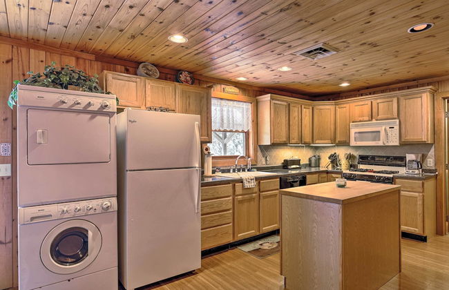 Lakefront Escape with Fishing Pier and Snowmobiling! - Foto 20