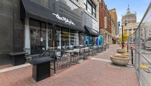 New Downtown Indy 3BR Retreat Sleeps 10 - Arcade - Foto 3