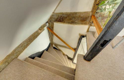 Loft Cottage by Spa Town Property - 2 Bed Tudor Retreat Near to Stratford-upon-Avon, Warwick & Solihull - Foto 22