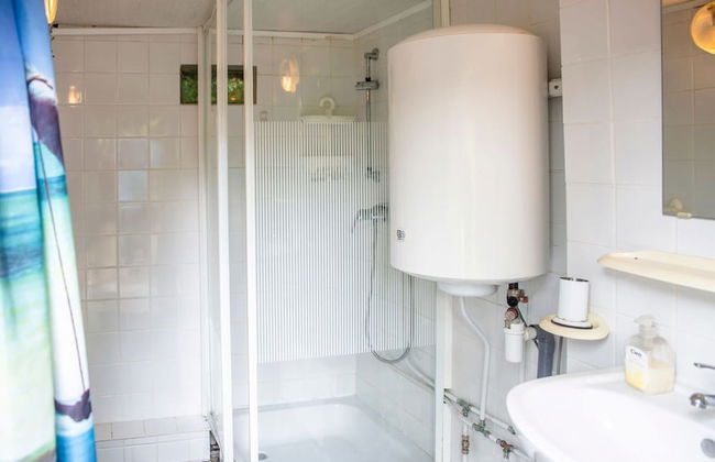 Idyllic Lakeside Cottage - Foto 7