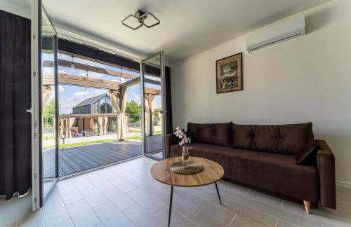 VILLAGE RESORT Sauna & Jacuzzi & Netflix - Photo 28