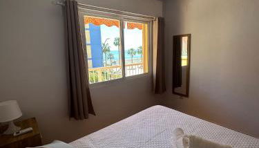 Nonna Beach Apartment Two-Bedroom - Photo 5