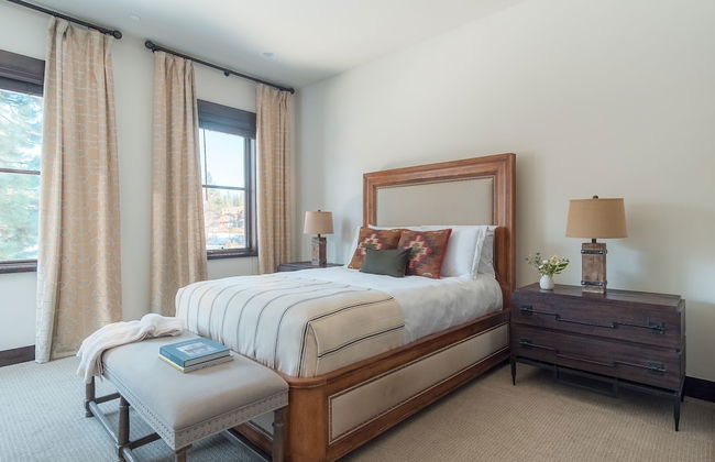 Maple by Avantstay Modern Mountain Home w Cozy Fire Pit 15 Mins frm Northstar - Photo 15