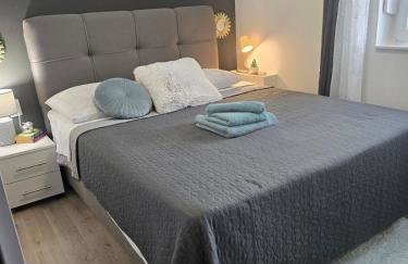 Grey House with heated pool Kričke Drniš - Foto 8