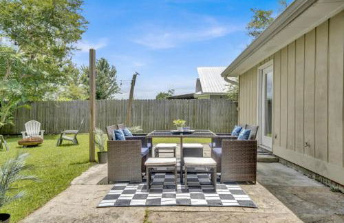 Modern Getaway North of Panama City Beach - Photo 58