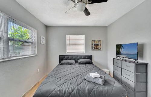 Cozy Retreat pvt rm Close To Siesta Keys J3A shared home - Foto 9