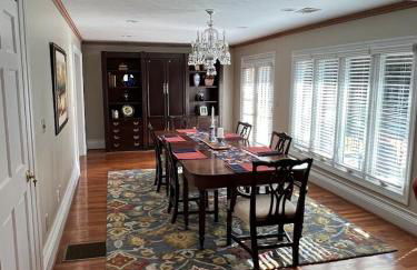 Roomy Retreat - Photo 6