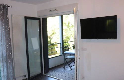 Les cèdres -Tram A 50 mètres, Bordeaux à 5 minutes, parking - Foto 16