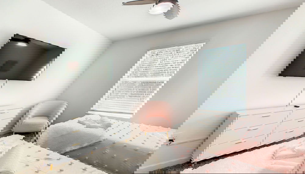 Sophisticated Living at Storey Lake - Foto 1, Habitación