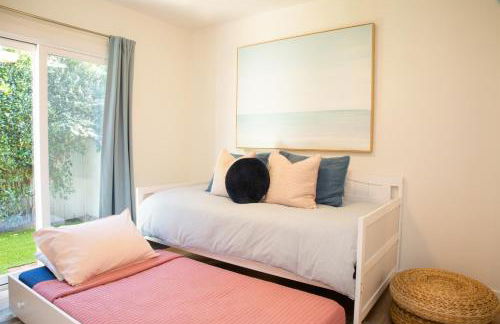 Live the Beach Life in a Quaint Shell Cottage - Foto 19