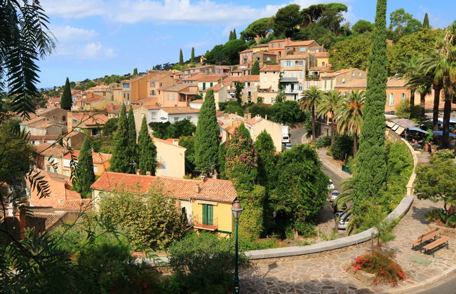 4 bedroom House in Bormes-les-Mimosas with private pool and garden - Photo 37