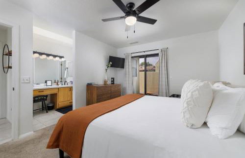 Stylish Townhome on Golf Course Red Rock View - Foto 10