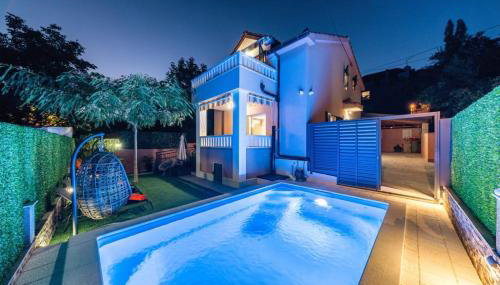 Villa Viktoria with private swimming pool - Foto 1