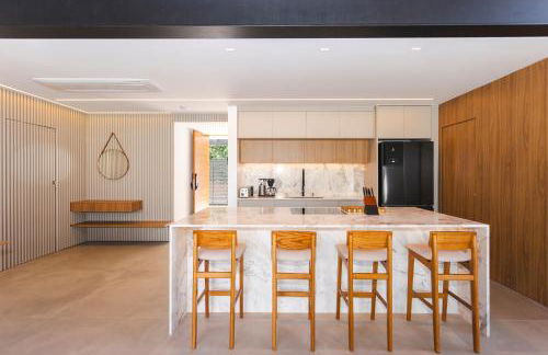 Luxury House in Gated Community with Pool near Beaches! - Foto 16