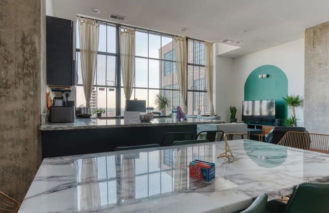 Sosuite 1BR Penthouse w W D Gym On-site Bar - Foto 14