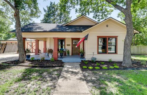 1925 Craftsman Bungalow - 1 Mi to Dtwn Waxahachie! - Foto 2