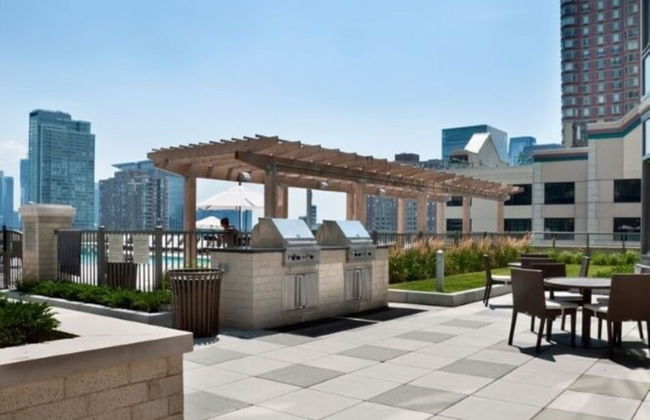 Global Luxury Suites Downtown Jersey City - Photo 79