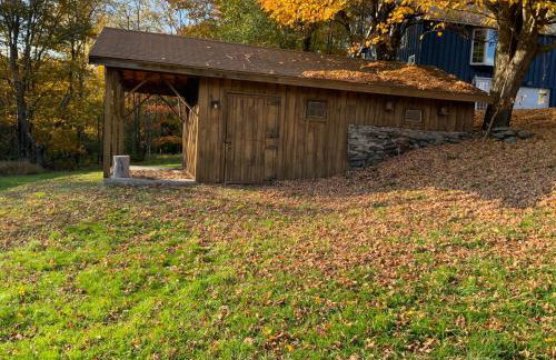 Bethel Woods Retreat - wPool, Hot Tub & Arcade! - Foto 48