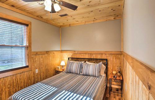 Silver Creek Cabin with Hiking Less Than 1 Mi to Town! - Foto 15