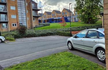 Modern Home2Home - Easy Centre Access & Free Parking - Foto 21