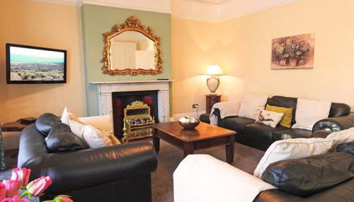 Bury Villa - 7 bedrooms sleeping 18 guests - Foto 3