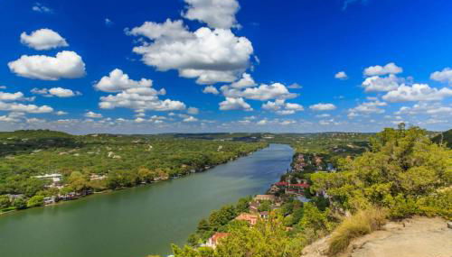 Modern Cabin Nestled in a Pine Forest Near Austin - Foto 5