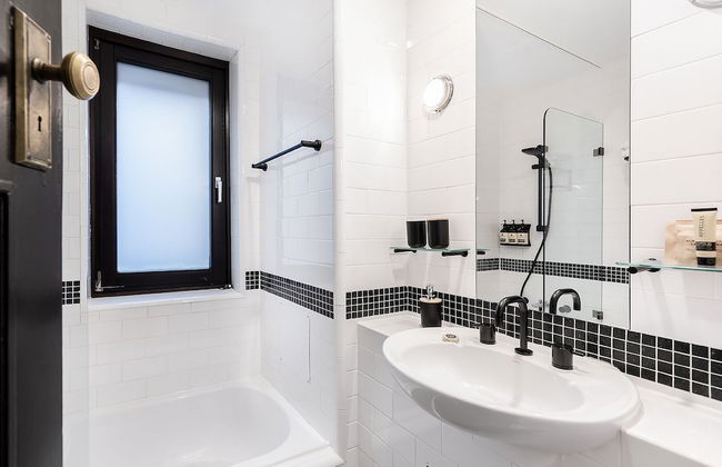 Regents Court Sydney - Photo 41