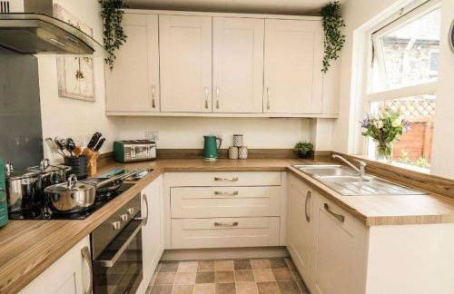 Beautiful cottage with log burner - Foto 13